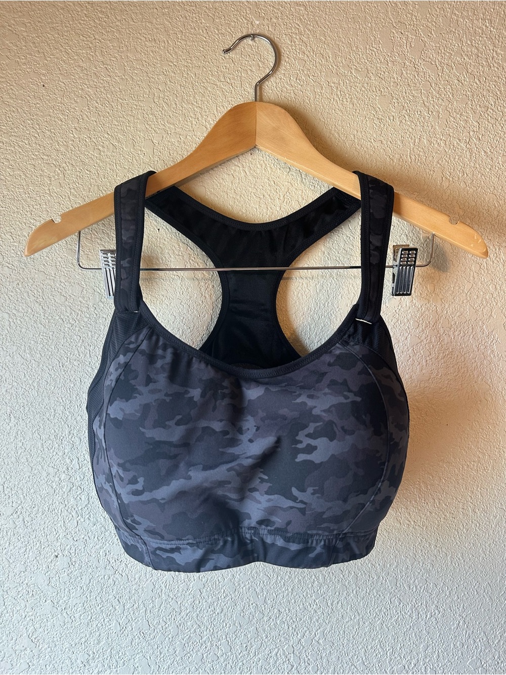 Syrokan High Impact Bra 38E / 38DD Black Camo